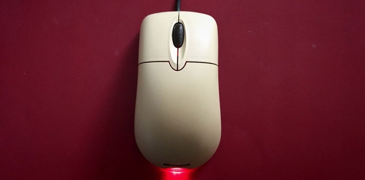 Quem inventou o mouse e qual é a história por trás dele?